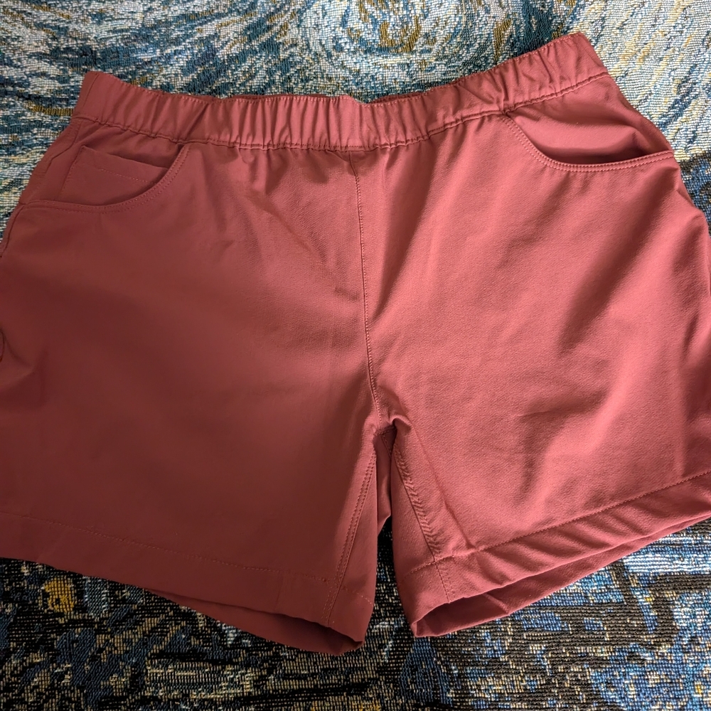Eddie Bauer Women's Athletic Shorts in Rose